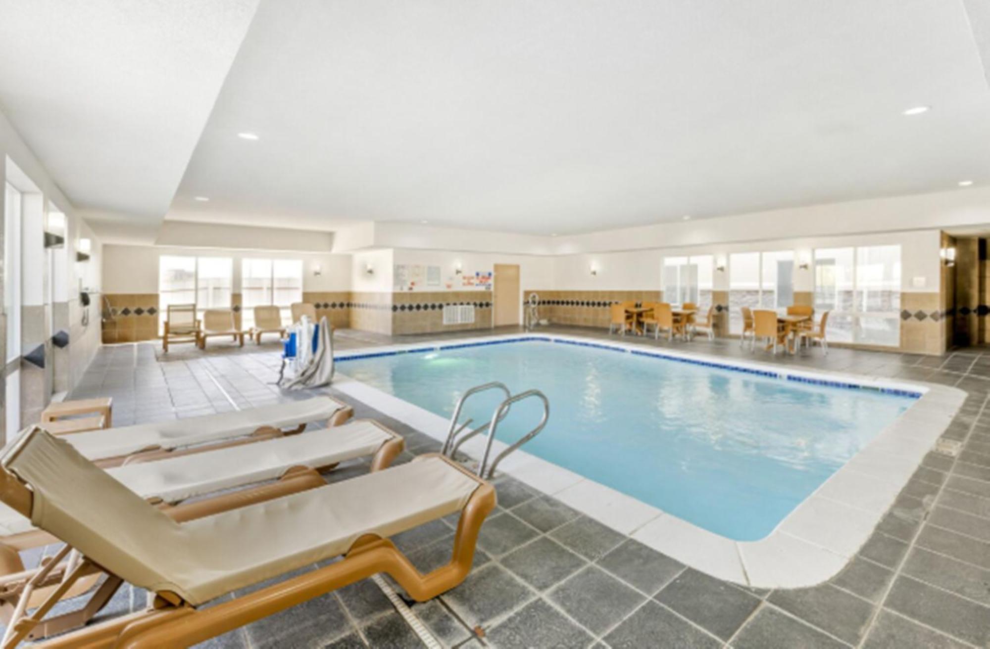 Comfort Suites Pecos Eksteriør bilde